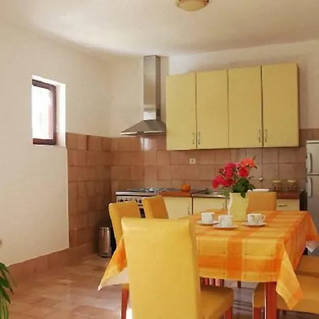 Apartment House 193273-holiday Apartman Meri